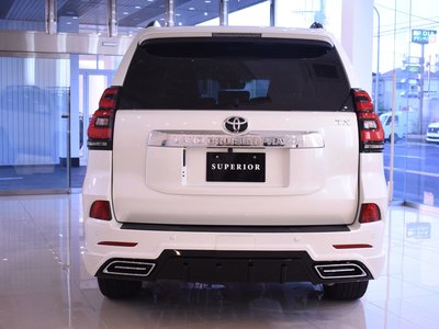 TOYOTA LAND CRUISER PRADO - 9