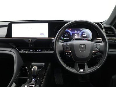 TOYOTA CROWN SPORT - 4