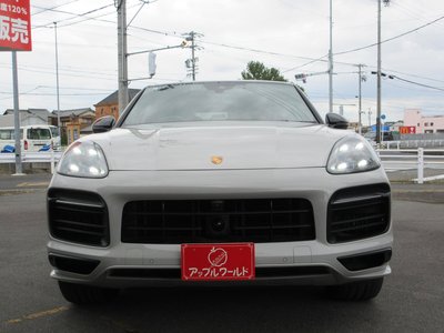PORSCHE CAYENNE - 5