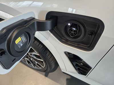 صورة مصغرة 14 لـ 2025 BMW X5