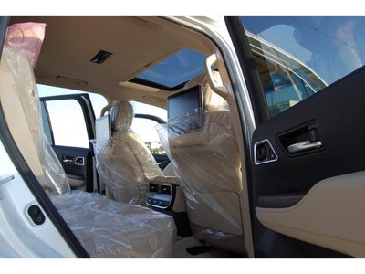 TOYOTA LAND CRUISER 300 - 9