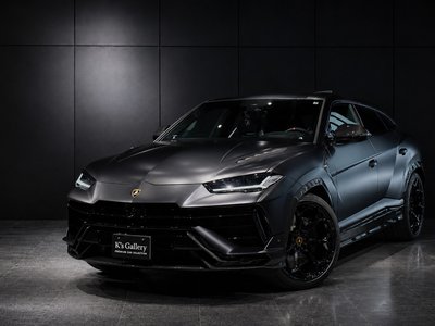 صورة 1 لـ 2025 Lamborghini URUS