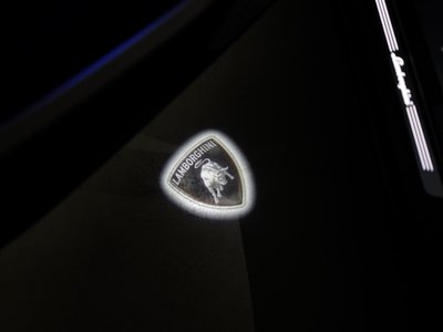 صورة مصغرة 46 لـ 2025 Lamborghini URUS