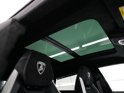 صورة مصغرة 48 لـ 2025 Lamborghini URUS