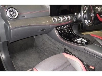 MERCEDES-BENZ E-CLASS - 4