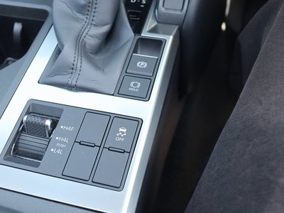 2025 Toyota LAND CRUISER 250 — миниатюра 27
