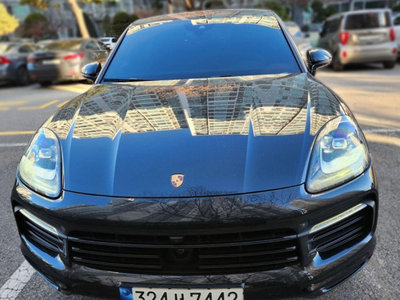PORSCHE CAYENNE - 1