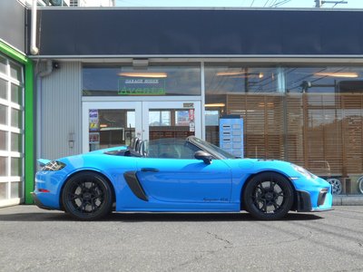 PORSCHE 718 SPYDER - 6