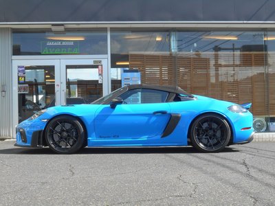 PORSCHE 718 SPYDER - 9
