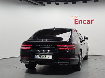 GENESIS G80 (RG3) - 3