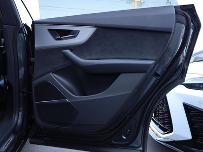 صورة مصغرة 55 لـ 2020 AUDI Q8