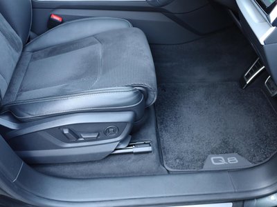 صورة مصغرة 71 لـ 2020 AUDI Q8