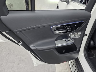 2024 Mercedes-BENZ GLC — миниатюра 15