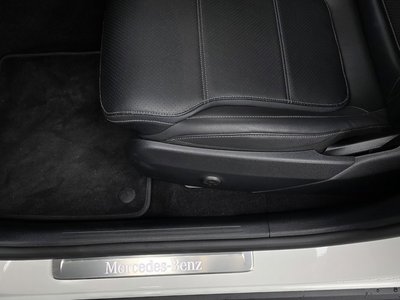 2024 Mercedes-BENZ GLC — миниатюра 32