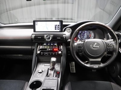 صورة مصغرة 15 لـ 2022 Lexus IS