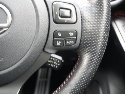 صورة مصغرة 21 لـ 2022 Lexus IS