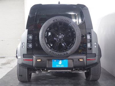 LAND ROVER DEFENDER - 5