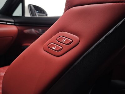 2022 Genesis GV70 — миниатюра 27