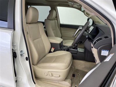 TOYOTA LAND CRUISER PRADO - 9