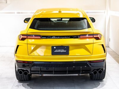 LAMBORGHINI URUS - 7