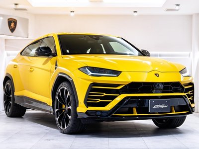 LAMBORGHINI URUS - 2