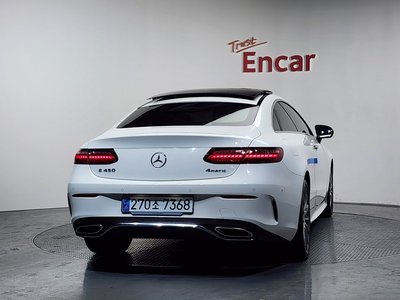 MERCEDES-BENZ E-CLASS - 4