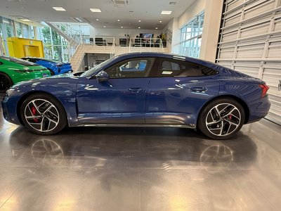 صورة 6 لـ 2025 AUDI E-TRON GT QUATTRO