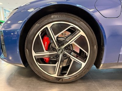 صورة 8 لـ 2025 AUDI E-TRON GT QUATTRO