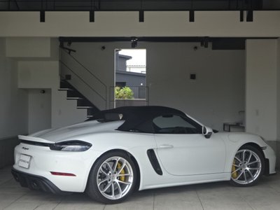 2020 Porsche 718 SPYDER 缩略图 12