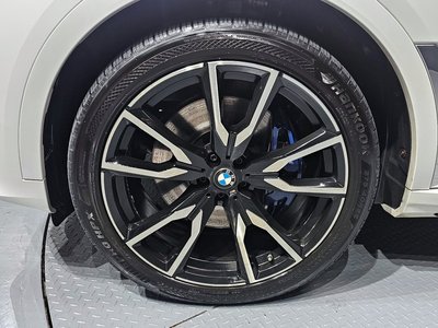 BMW X7 - 6