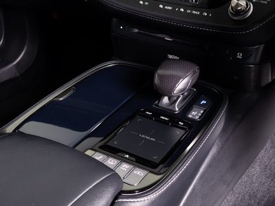 صورة مصغرة 49 لـ 2018 Lexus LS