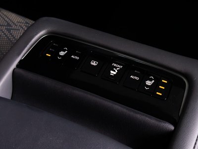 صورة مصغرة 40 لـ 2018 Lexus LS