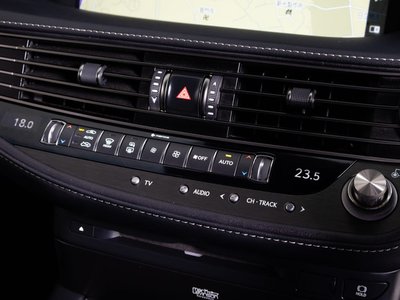صورة مصغرة 51 لـ 2018 Lexus LS