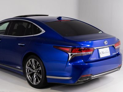 صورة مصغرة 20 لـ 2018 Lexus LS