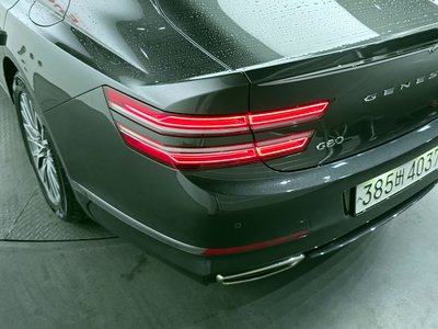 GENESIS G80 (RG3) - 10
