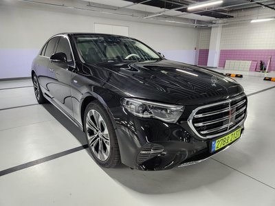 MERCEDES-BENZ E-CLASS - 4