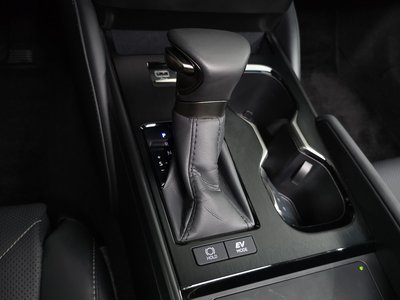 2025 Lexus ES 照片 9