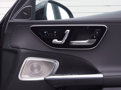 2025 Mercedes-BENZ C-CLASS thumbnail 15