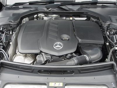 2025 Mercedes-BENZ C-CLASS thumbnail 39