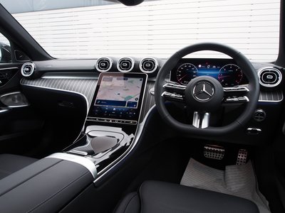 2025 Mercedes-BENZ C-CLASS — фото 2
