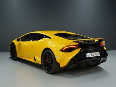 صورة 4 لـ 2024 Lamborghini HURACAN