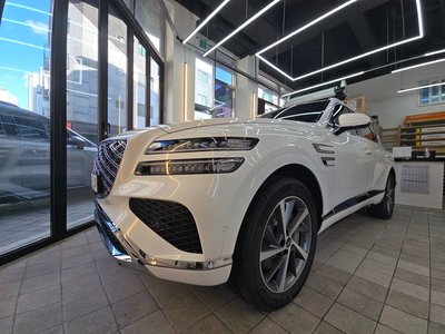 GENESIS GV80 - 8