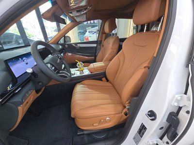 GENESIS GV80 - 4