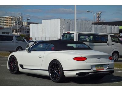 BENTLEY CONTINENTAL - 8