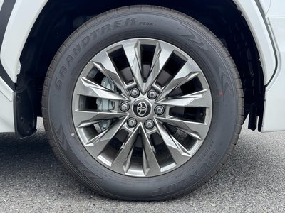 TOYOTA LAND CRUISER 300 - 9