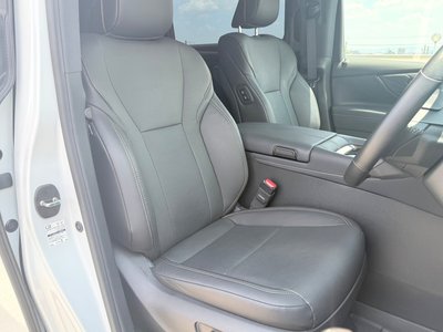 2025 Toyota ALPHARD — миниатюра 37