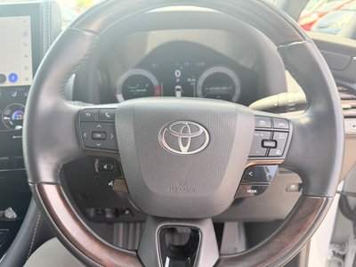 2025 Toyota ALPHARD — миниатюра 40