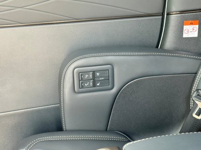 2025 Toyota ALPHARD — миниатюра 67