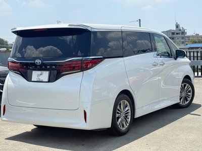 2025 Toyota ALPHARD — миниатюра 11