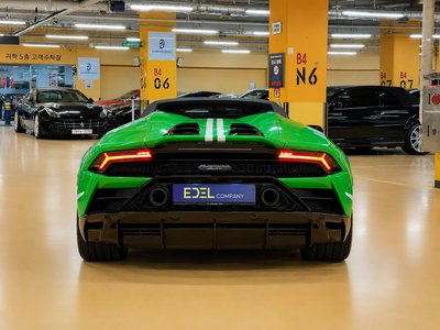 صورة 6 لـ 2023 Lamborghini HURACAN